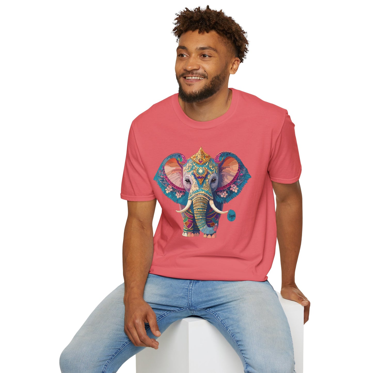 Elephant Shirt, T Shirt with Elephant, Elephant on T Shirt, T Shirt with Animation, Animals Tee Shirt