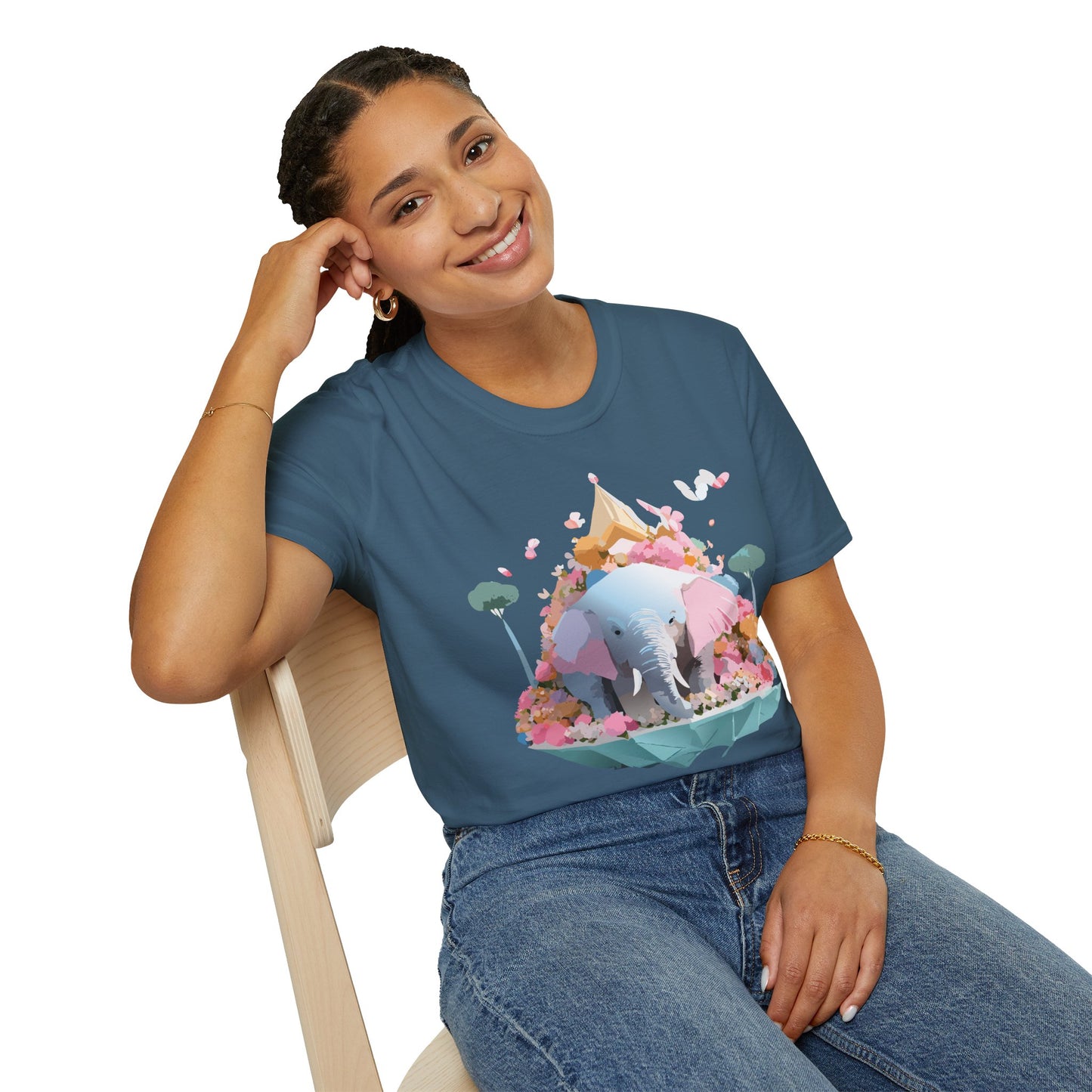 Elephant Shirt, T Shirt with Elephant, Elephant on T Shirt, T Shirt with Animation, Animals Tee Shirt