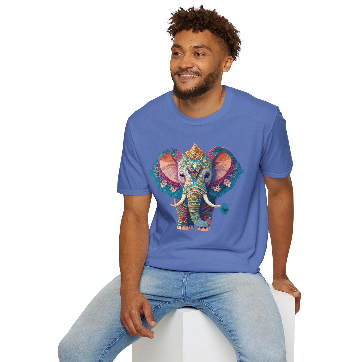 Elephant Shirt, T Shirt with Elephant, Elephant on T Shirt, T Shirt with Animation, Animals Tee Shirt