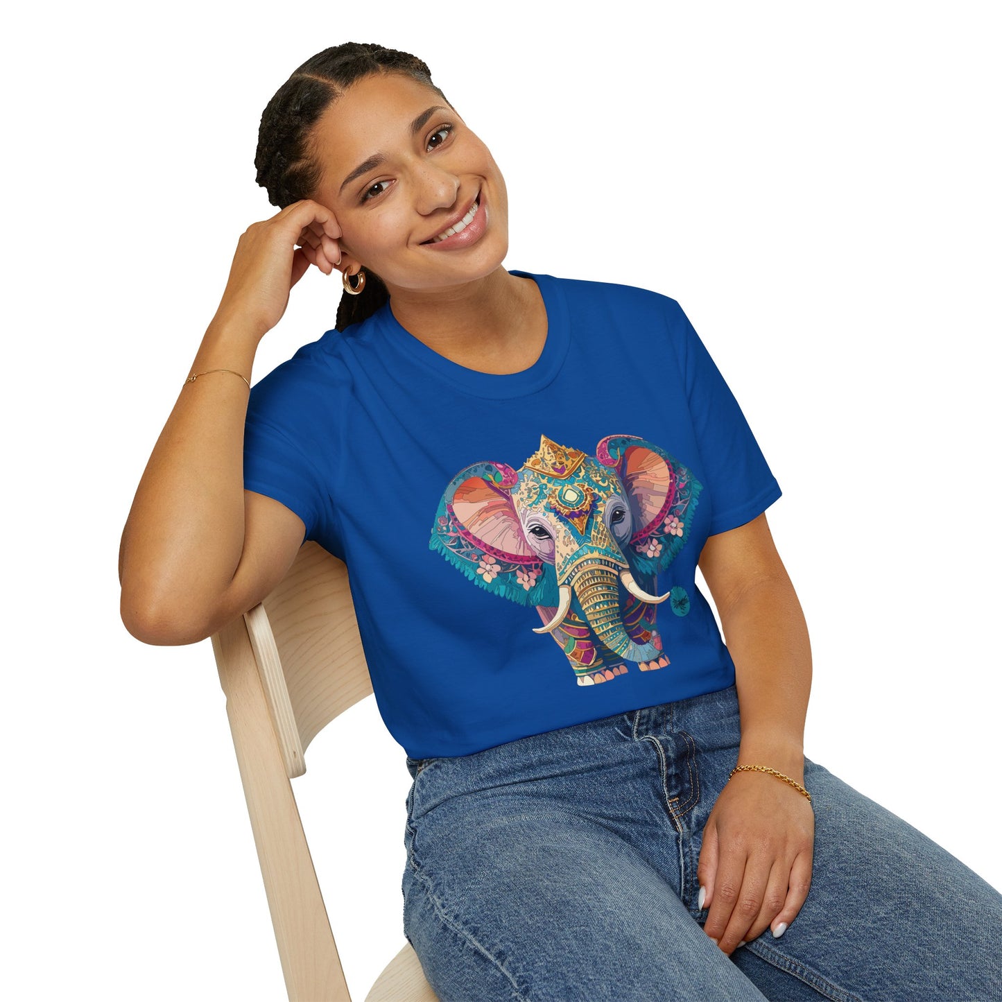 Elephant Shirt, T Shirt with Elephant, Elephant on T Shirt, T Shirt with Animation, Animals Tee Shirt