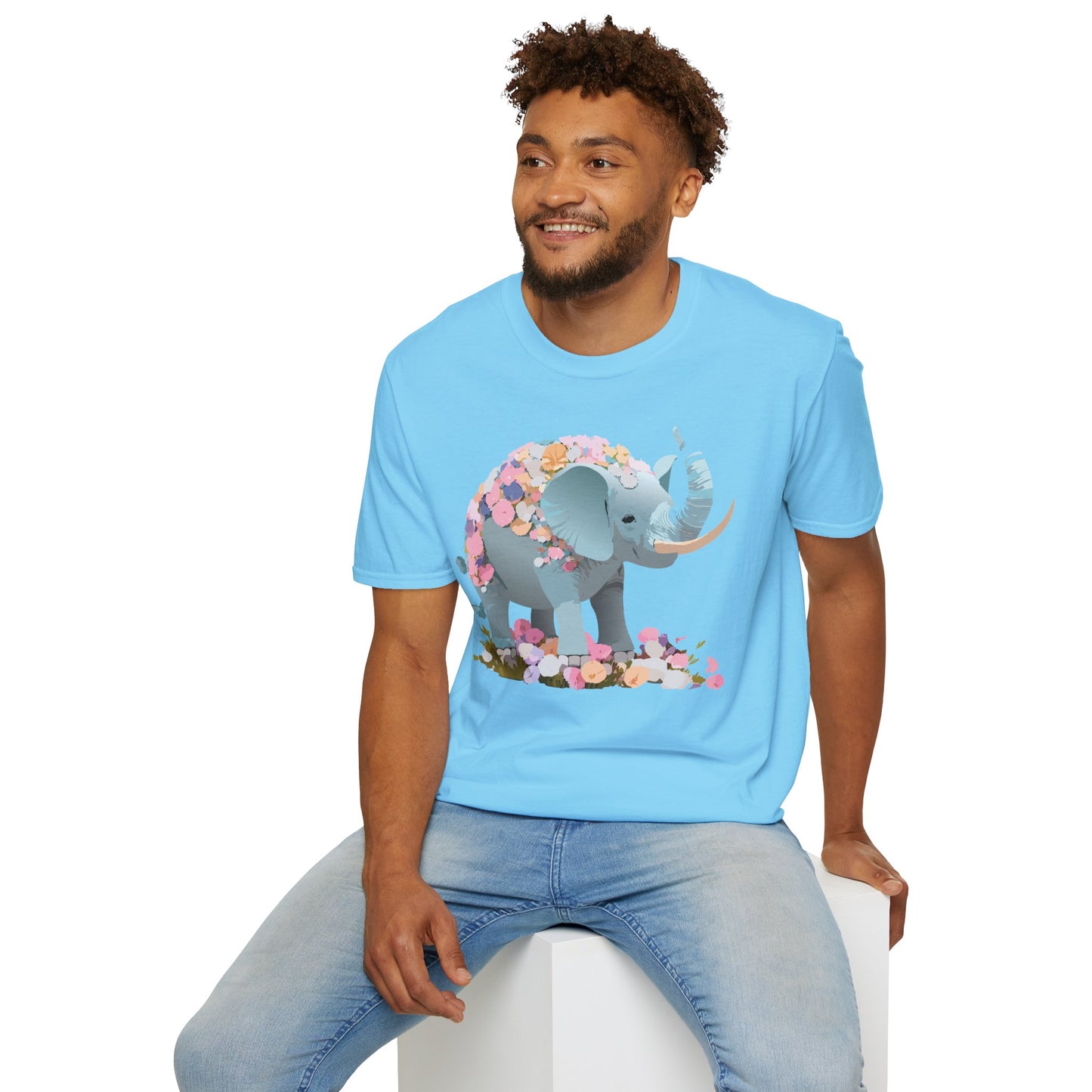 Elephant Shirt, T Shirt with Elephant, Elephant on T Shirt, T Shirt with Animation, Animals Tee Shirt